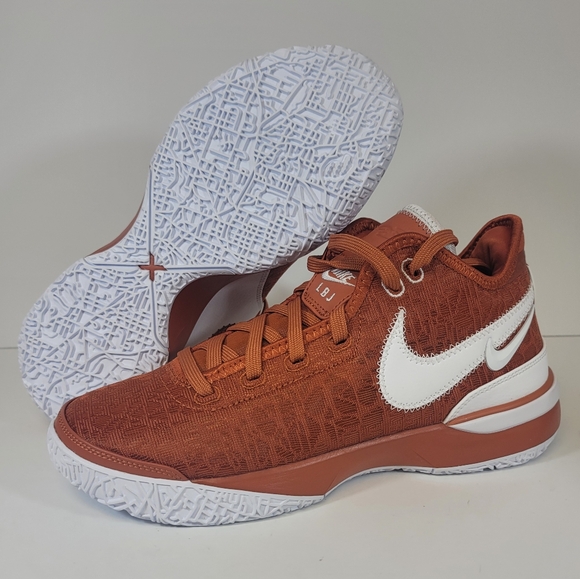 Nike Mens Size 7 LeBron NXXT Gen Texas Longhorns PE Team Basketball Shoes